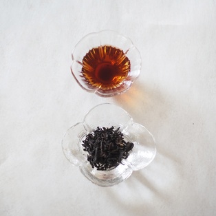 【Dark Tea】引閒 —— Liu Bao Tea